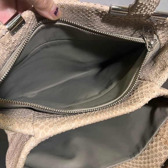 LOUIS VUITTON RARE EXOTIC COLLECTION Python Perfore Delphes. Snakeskin Leather - Picture 13 of 16